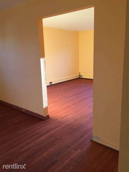 Foto del edificio - 420 Edmund Ave