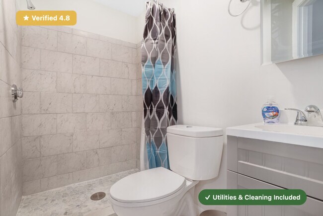 Foto del edificio - Furnished Private Bedroom in East Boston
