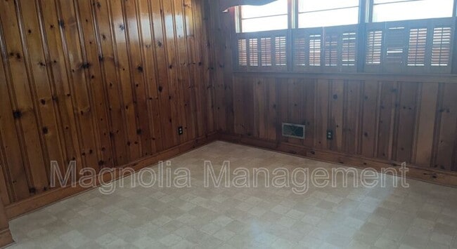 Foto del edificio - 1298 Tollie Weldon Rd