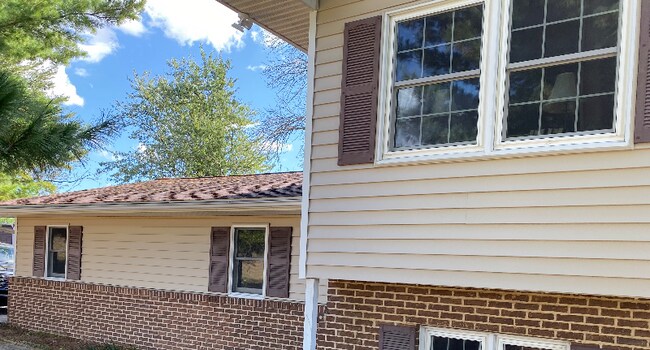 Building Photo - 14627 Liberty Rd