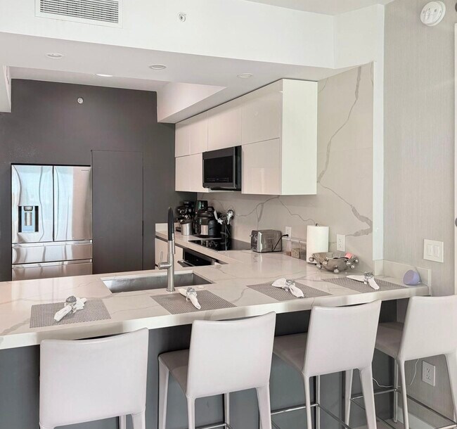 Building Photo - 31 SE 5th St