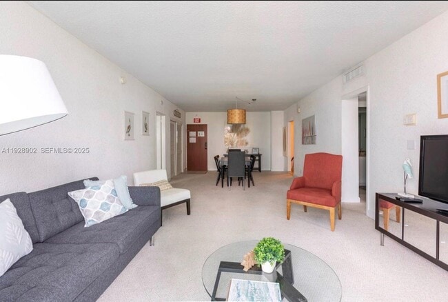 Foto del edificio - 4001 S Ocean Dr