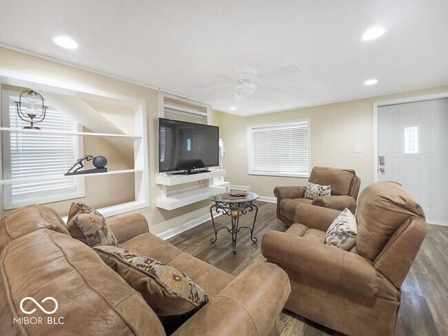 Building Photo - 2600 S Bryan St