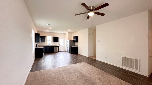 Foto del edificio - 2013 Spindletree Ln