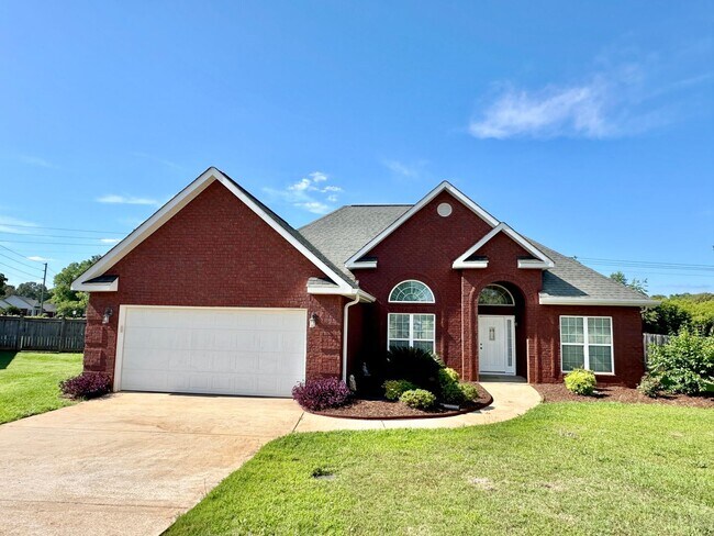 Building Photo - 132 Emberly Lane