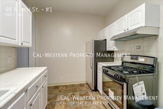 Foto del edificio - Gorgeous LARGE Studio in Downtown San Jose...