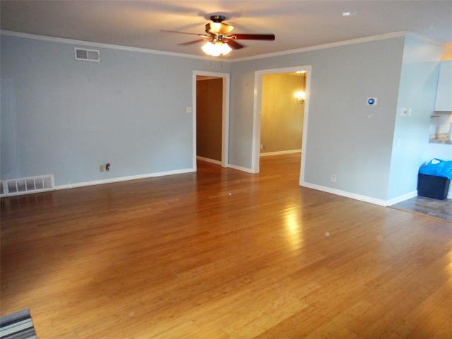 Building Photo - 818 Melrose Dr