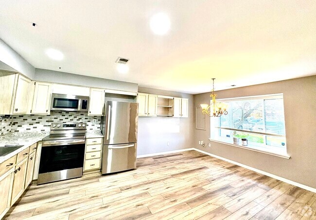 Building Photo - 224 Towyn Ct