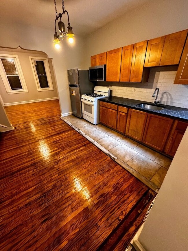 Building Photo - *PHA ONLY* Franklinville 3bd/1.5 Bath Reno...