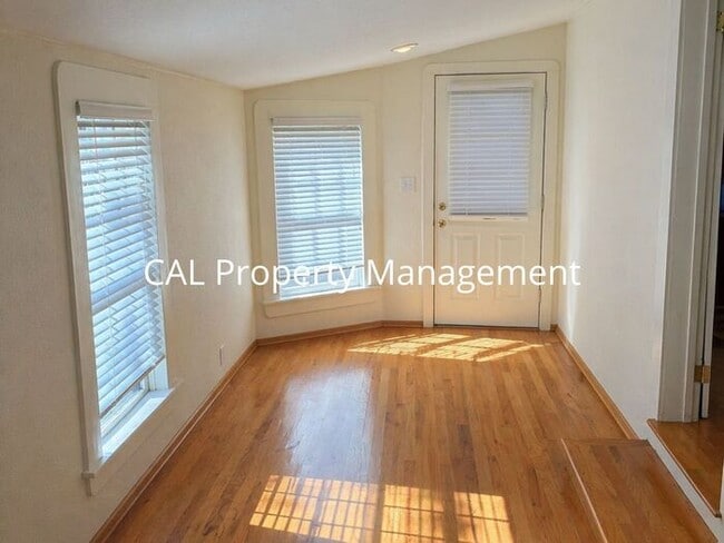 Foto del edificio - Charming 1-Bedroom ADU in Prestigious Markham Ranch