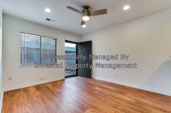 Building Photo - 3327 Eliot St