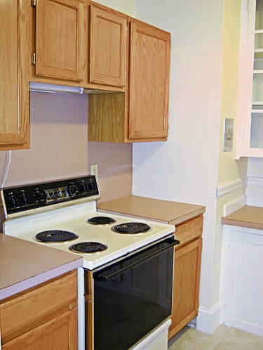 Kitchen - The Chestnut Street Apartments