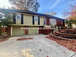 Building Photo - 803 NE Mulberry St