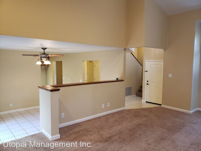 Building Photo - 4 br, 3 bath House - 3150 Navion Court