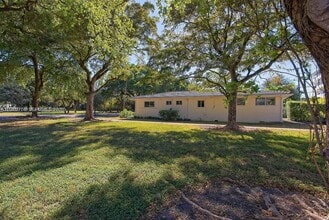 Building Photo - 5400 Orduna Dr
