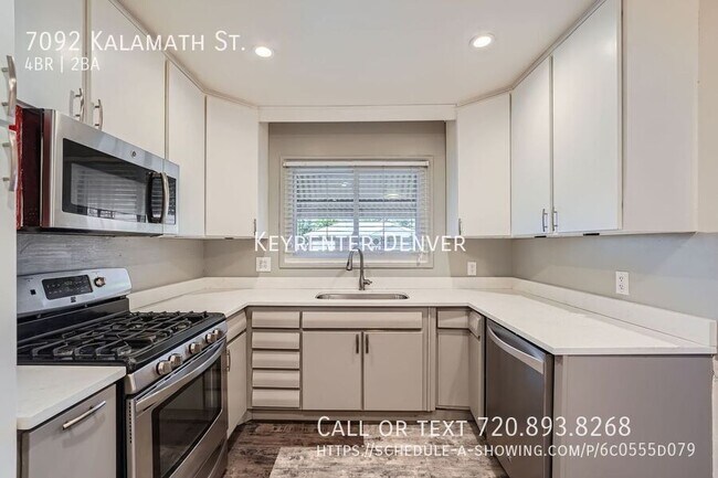 Foto del edificio - 4 Bed 2 Bath Brick Ranch with Finished Bas...
