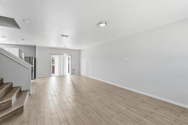 Foto del edificio - 913 Bloomfield Dr