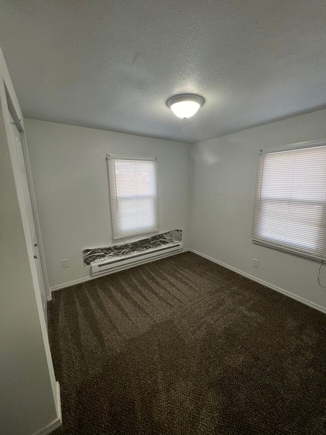 Building Photo - Cute Ephrata Home