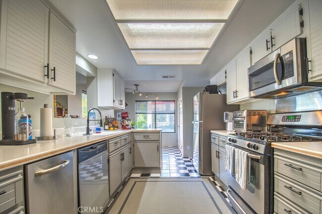 Foto del edificio - 27780 Inverness-