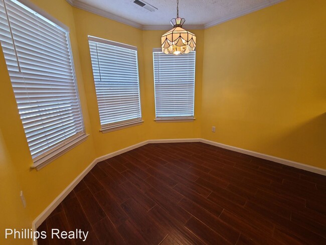 Building Photo - 3 br, 2 bath House - 579 Bridgeport Drive
