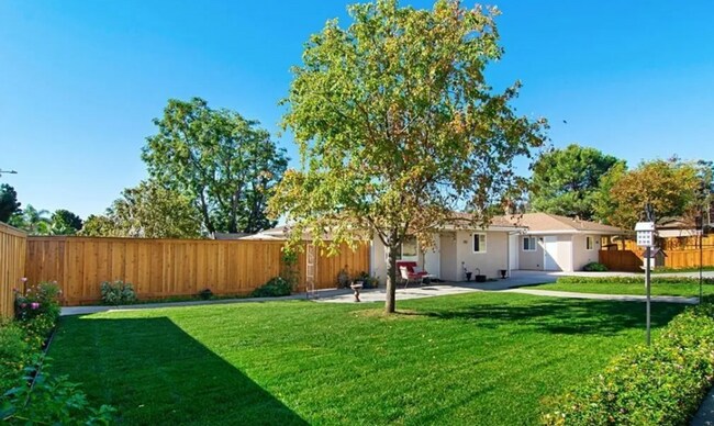 Foto del edificio - 790-92 Vineyard Rd