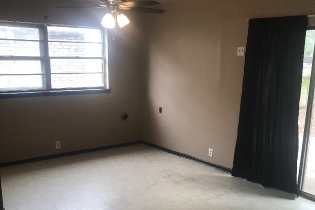 Foto del edificio - 1808 Las Cruces Ln