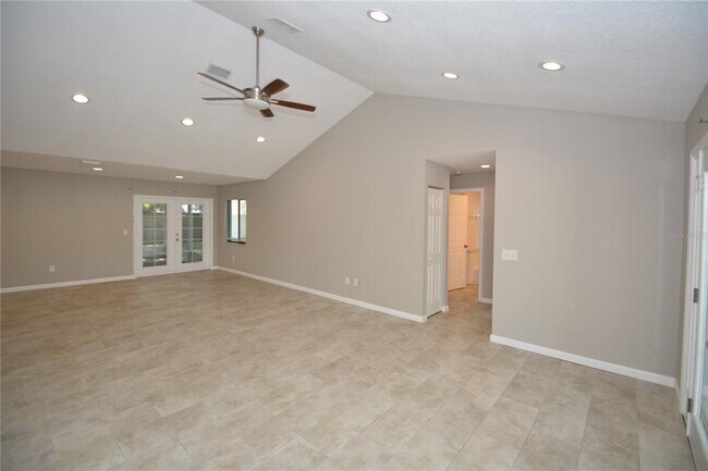 Foto del edificio - 17 Evansville Ln