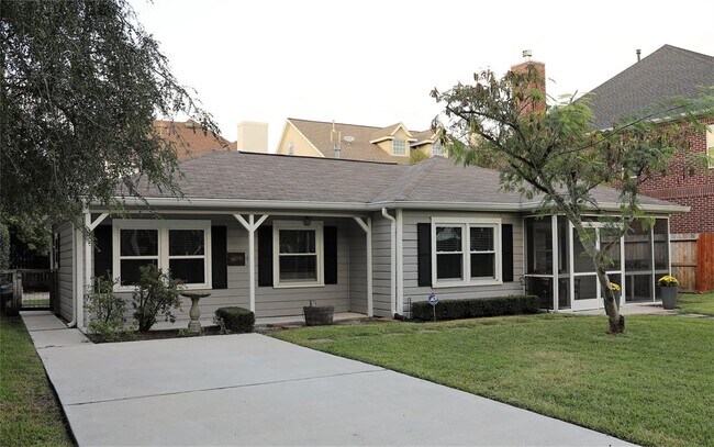 Foto del edificio - 107 Whipple Dr