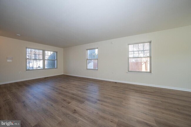 Foto del edificio - 1331 S Lawrence St