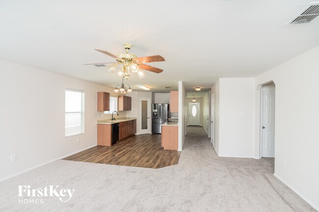 Building Photo - 8503 Silver Willow