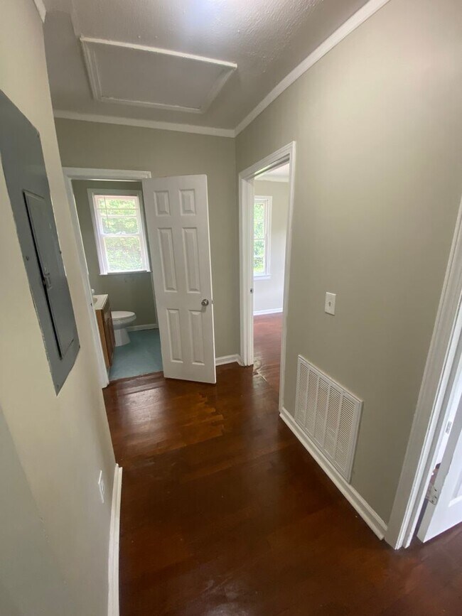 Foto del edificio - **ON HOLD**3 Bedroom / 1 Bathroom Home for Rent Near Ft. Benning in Columbus, GA***