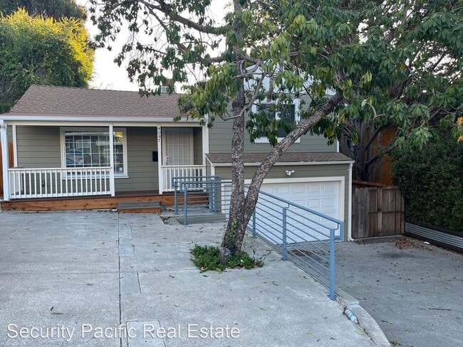 Building Photo - 3 br, 2 bath House - 4087 La Colina