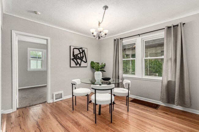 Foto del edificio - 1463L Dahlia St