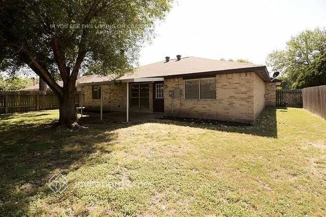 Foto del edificio - 10107 Limewood Ln