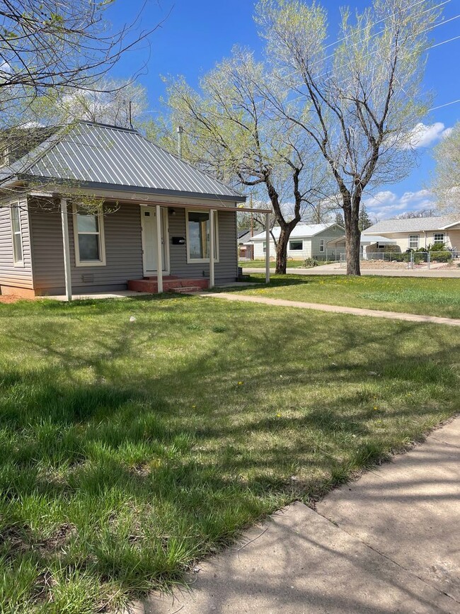 Foto del edificio - 246 N. Madison St. Cortez, CO 81321