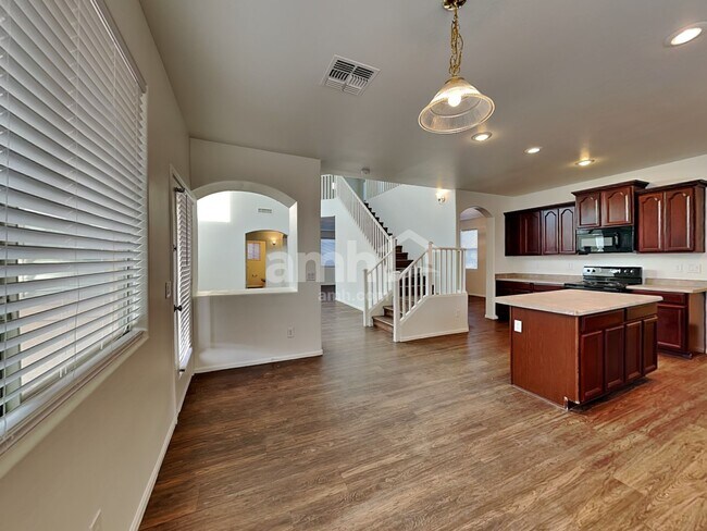 Building Photo - 17781 W Andora St