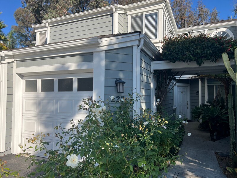 Foto principal - 227 Santa Rosa Ct