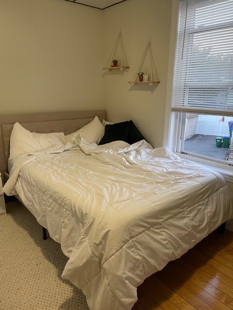 Foto del edificio - 77 Lyman Ave