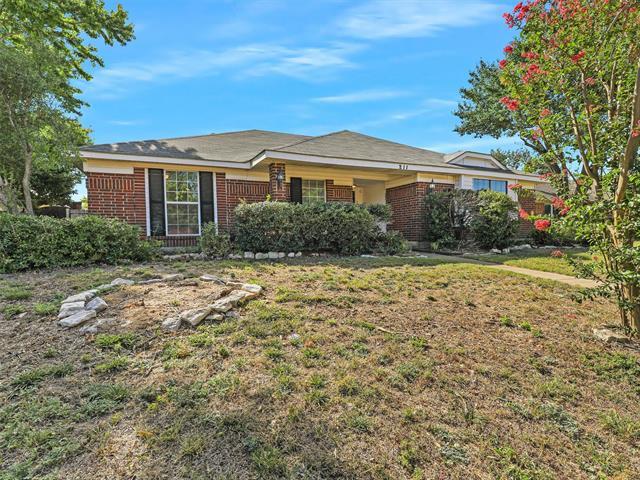 Building Photo - 211 Carnation Dr