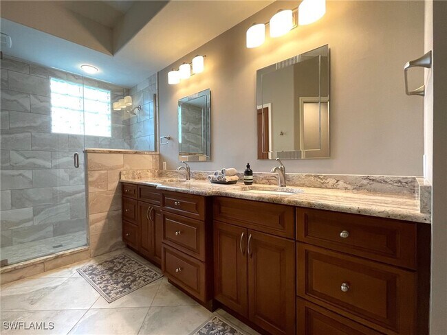 Building Photo - 9201 Bayberry Bend