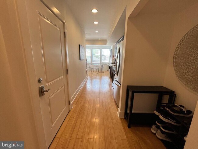 Foto del edificio - 1013 V St NW