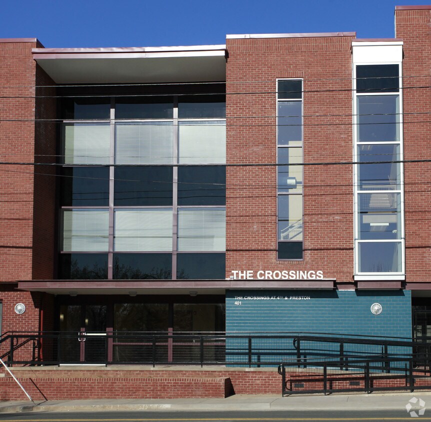 Foto del edificio - The Crossings