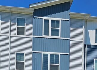 Building Photo - 858 Finley Dr