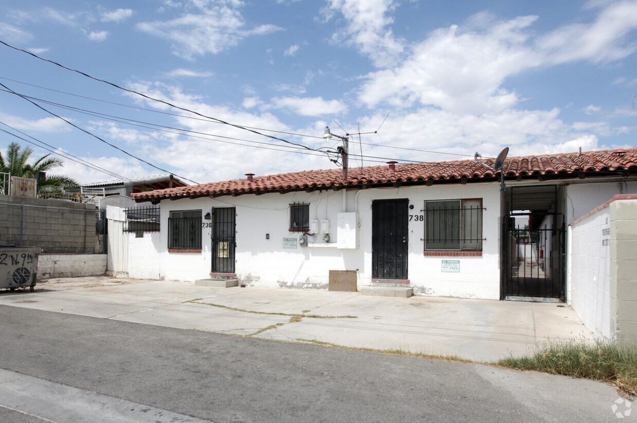 Building Photo - 740-748 N 9th St
