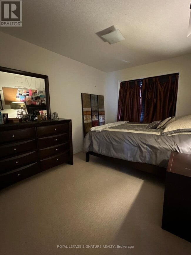 Photo du bâtiment - 49 Shirrick Dr