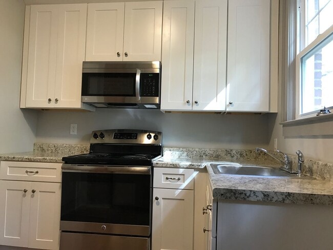 Building Photo - Cochran Block