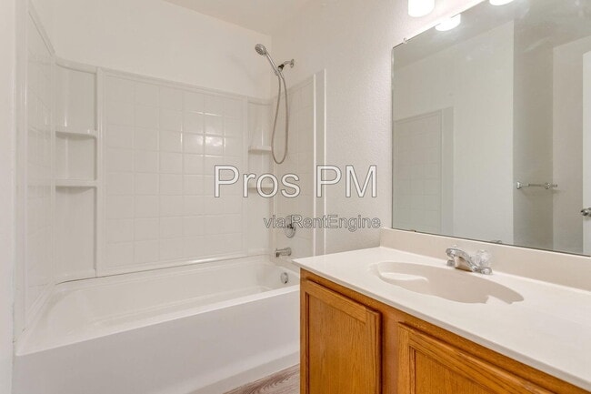 Foto del edificio - 1616 Diamond Lake Trail