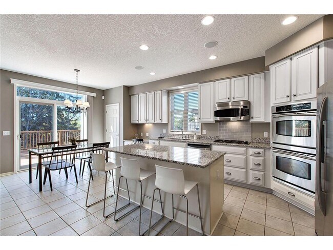 Foto del edificio - 1579 Stoneridge Cir