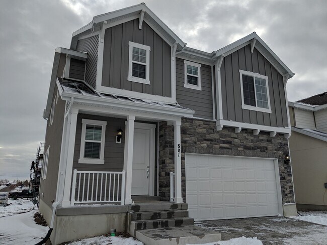 Foto del edificio - Available Now | Spacious 3-Bedroom Home wi...