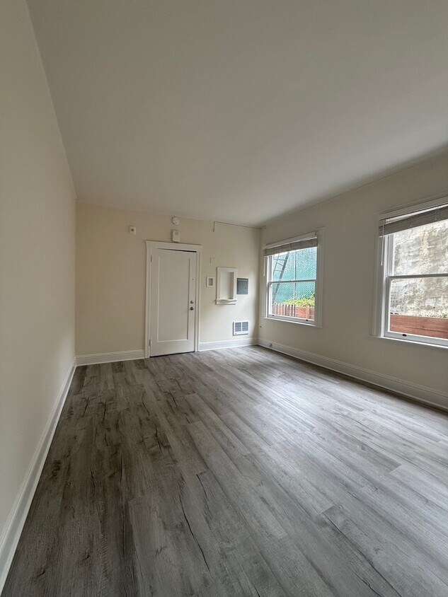 Foto principal - 4738 Balboa St
